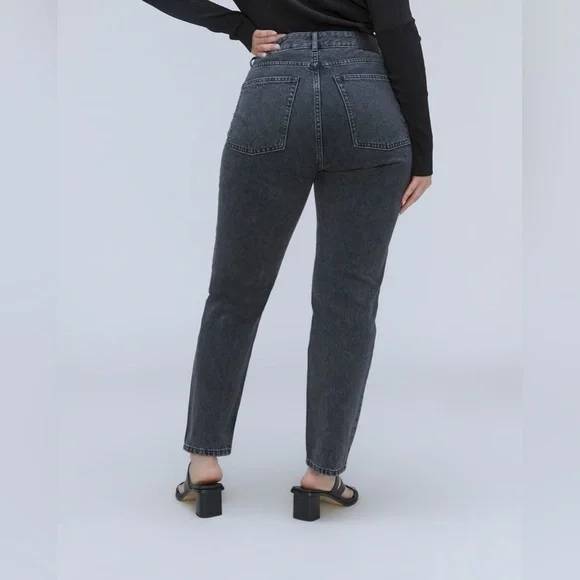 NWT Everlane High Rise ‘The Curvy Cheeky Jean,’ in Washed Black, 23 - Picture 5 of 14